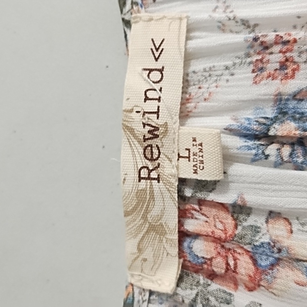 Ruffle Tiered Floral Top - Picture 11 of 14